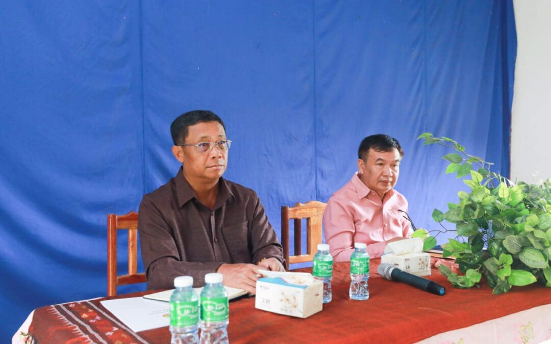 ຮອງປະທານ ສພຊ ລົງພົບປະຜູ້ມີສິດເລືອກຕັ້ງຢູ່ບ້ານແຄ