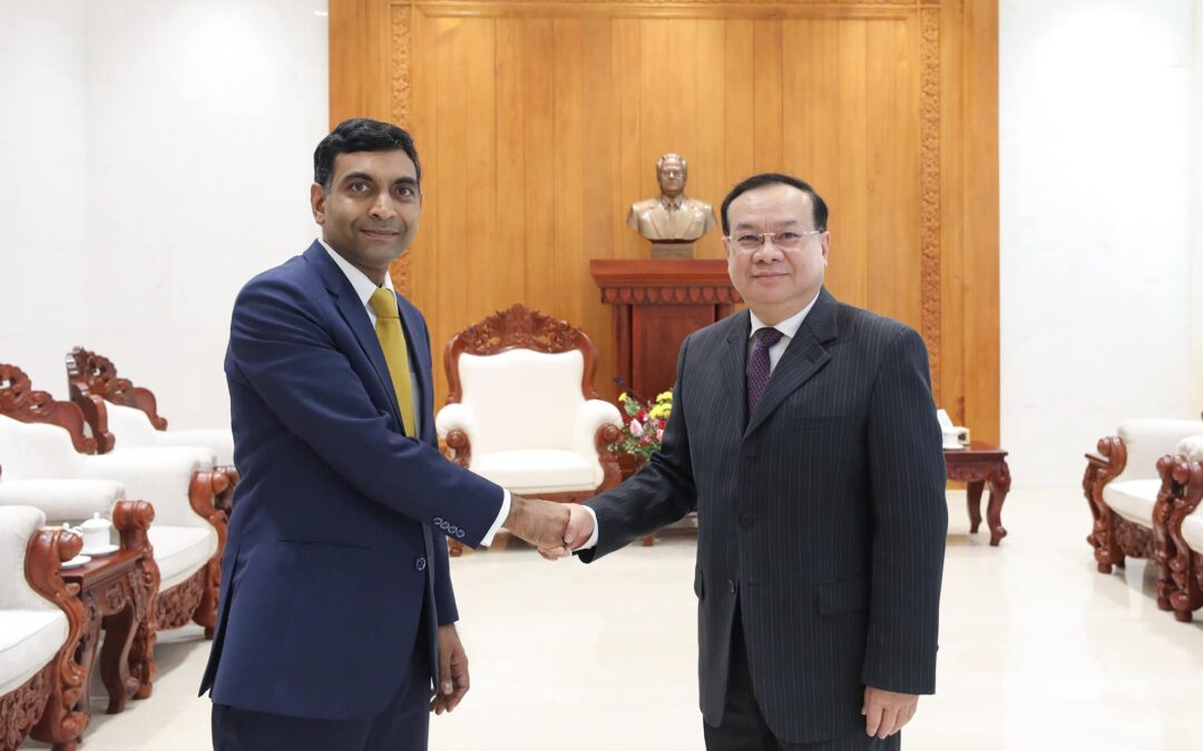 ປະທານກໍາມາທິການການຕ່າງປະເທດ ຕ້ອນຮັບເອກອັກຄະລັດຖະທູດ ແຫ່ງ ສ.ອິນເດຍ ປະຈຳ ສປປລາວ