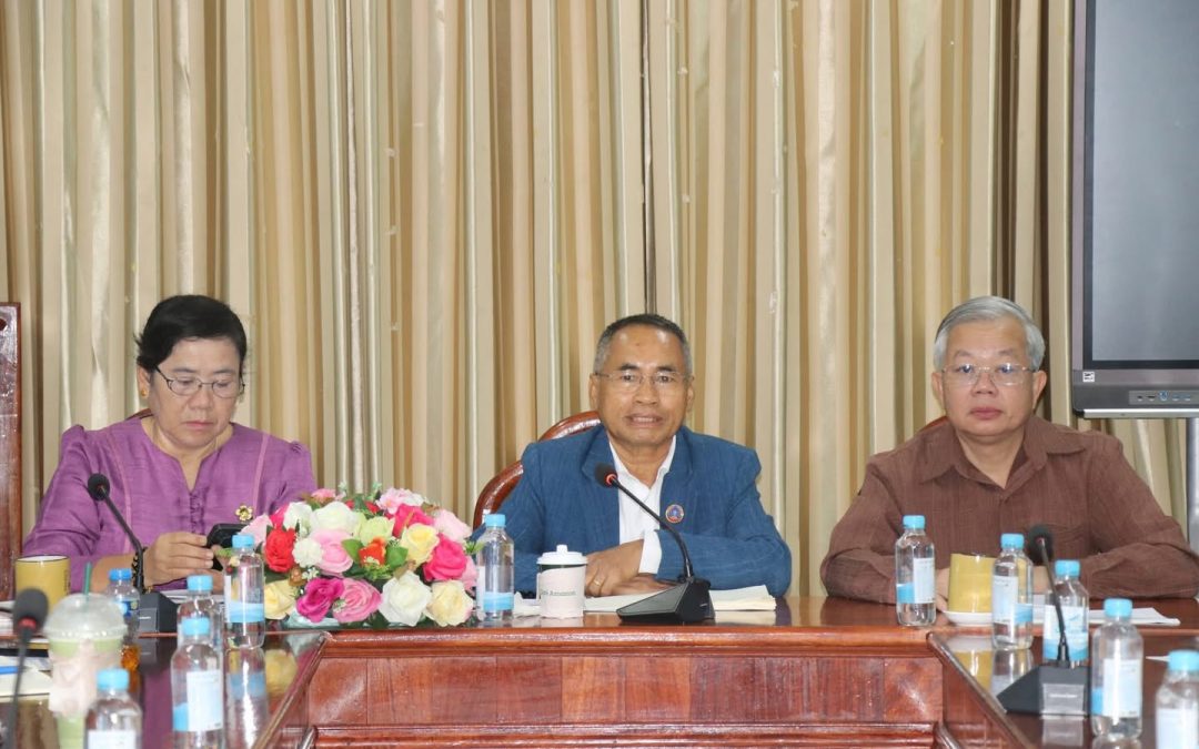 ກຜງສ ເຄື່ອນໄຫວເຮັດວຽກຢູ່ ສພຂ ອຸດົມໄຊ