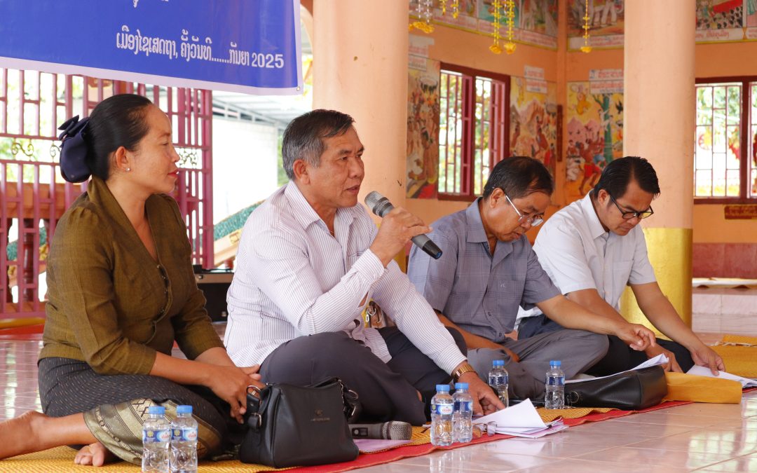 ສສຂ ອັດຕະປື ພົບປະ ປະຊາຊົນຢູ່ບ້ານຄັນໝາກກ່ອງ ແລະ ບ້ານຝັ່ງແດງ