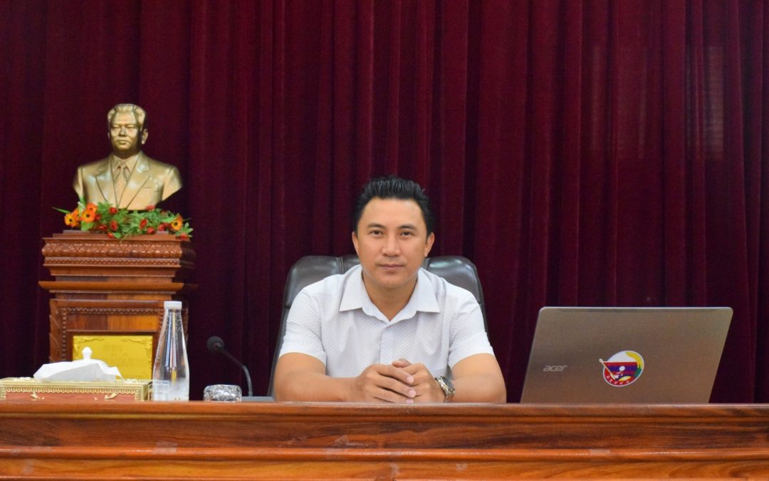 ພິທີການຈັດຕັ້ງເຜີຍແຜ່ເຊື່ອມຊຶມເອກະສານພາຍໃນ ໃຫ້ພະນັກງານພາຍໃນສະພາປະຊາຊົນແຂວງ