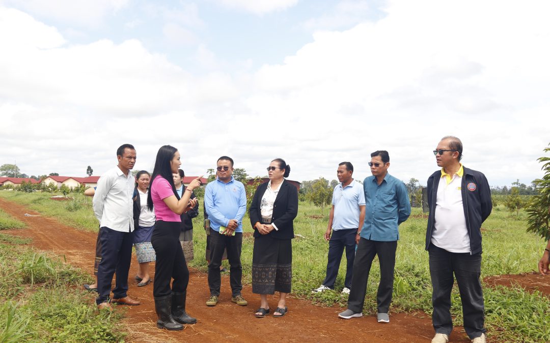 ຄະນະກຳມະການເສດຖະກິດ ແລະ ການເງິນ  ລົງຕິດຕາມ ແລະ ເກັບກໍາຂໍ້ມູນການຊົດເຊີຍຄ່າເສຍຫາຍ ໂຄງການແລວສາຍສົ່ງໄຟຟ້າແຮງສູງ 500 KV ຢູ່ເມືອງສະໜາມໄຊ