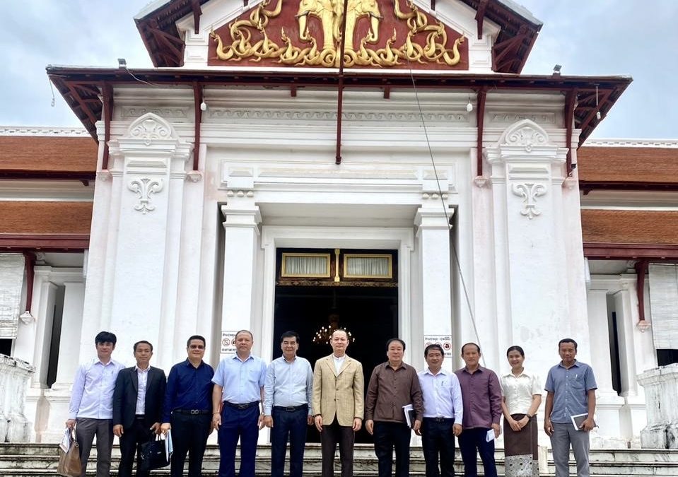 ທ່ານ ປອ ກໍລະກັນ ພົມມະວົງ ຮອງປະທານ ກຳມາທິການວັດທະນະທຳ-ສັງຄົມ ແລະ ຊົນເຜົ່າ ສະພາແຫ່ງຊາດ ລົງຢ້ຽມຢາມ ຫໍພິພິຕະພັນແຫ່ງຊາດ ແຂວງຫຼວງພະບາງ.